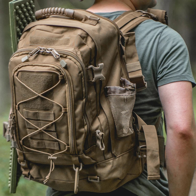 LQARMY Outdoor Tactical Backpack Large Capacity for Hiking and Travel