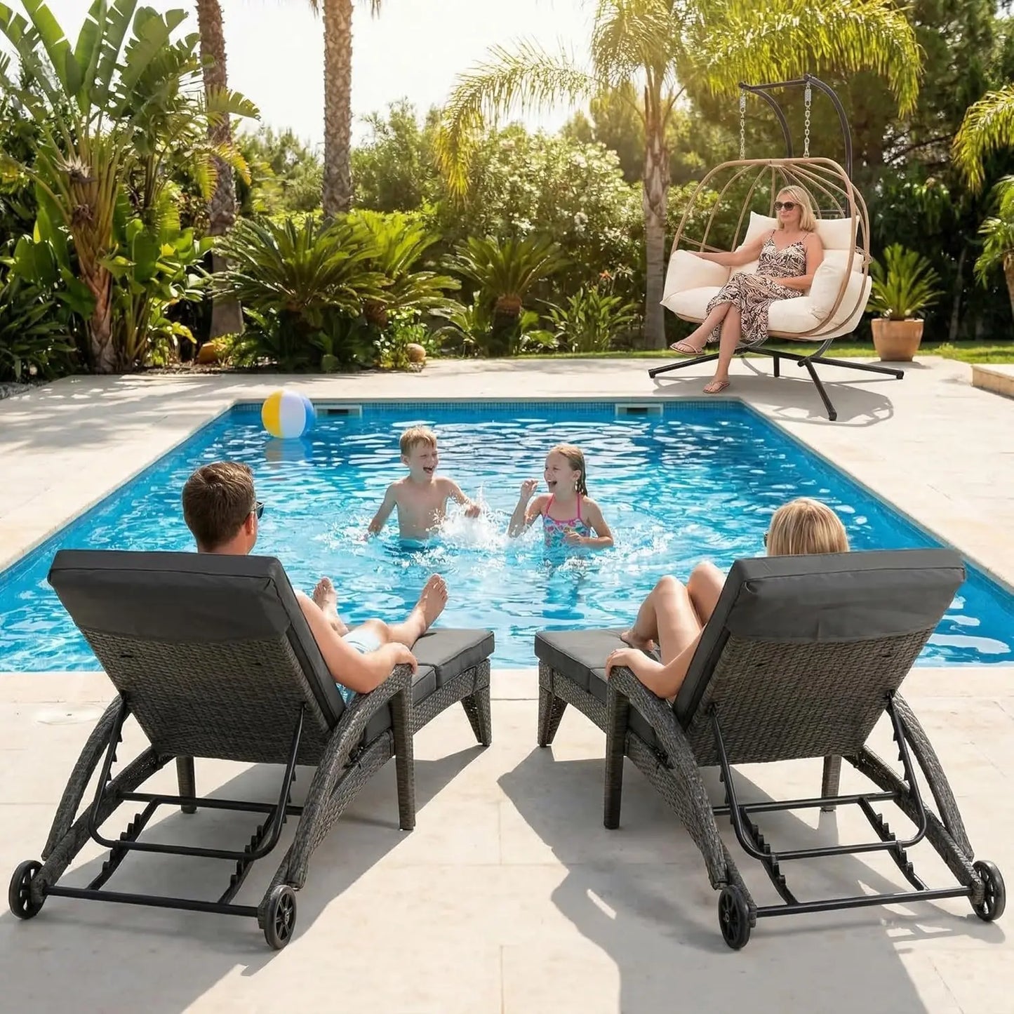 Adjustable Upholstered Chaise Lounge Set With Wicker Chairs